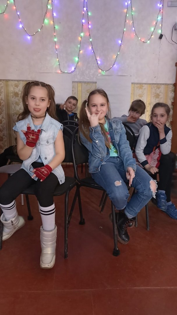 Детская вечеринка в стиле 90-х