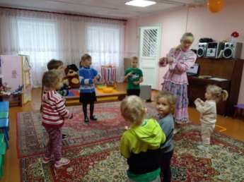 Прошла игровая программа "Кузьминки"