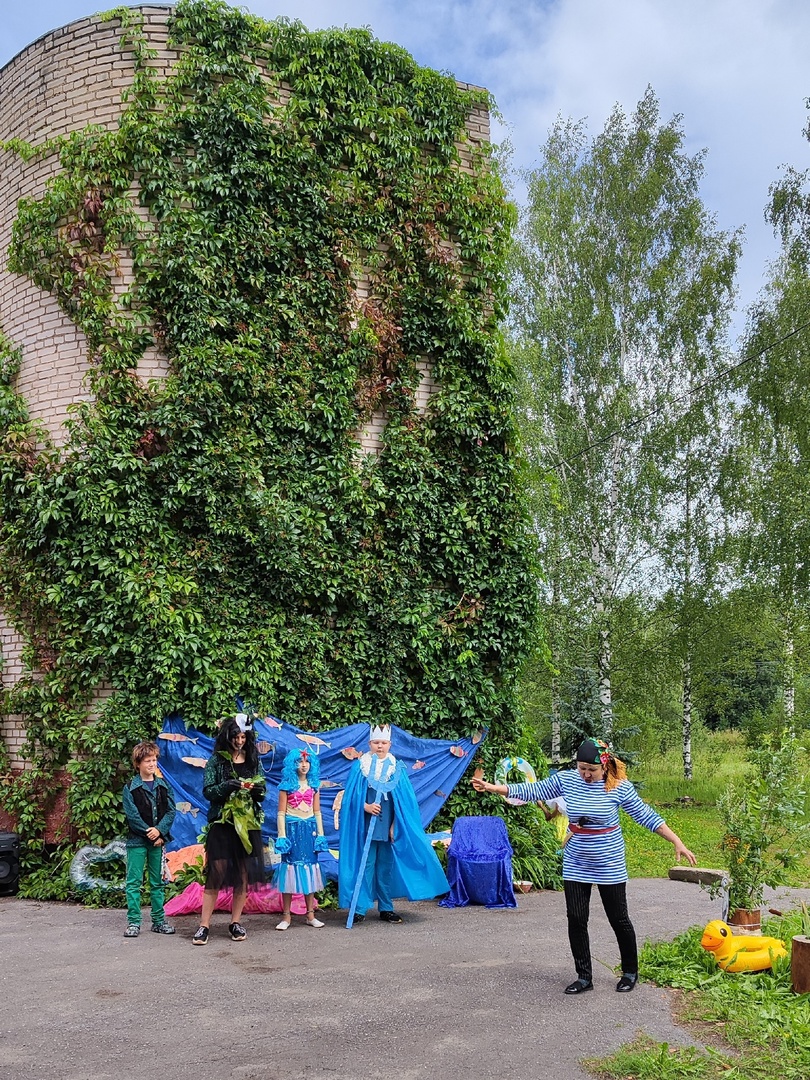 Театрализованное представление с игровой программой